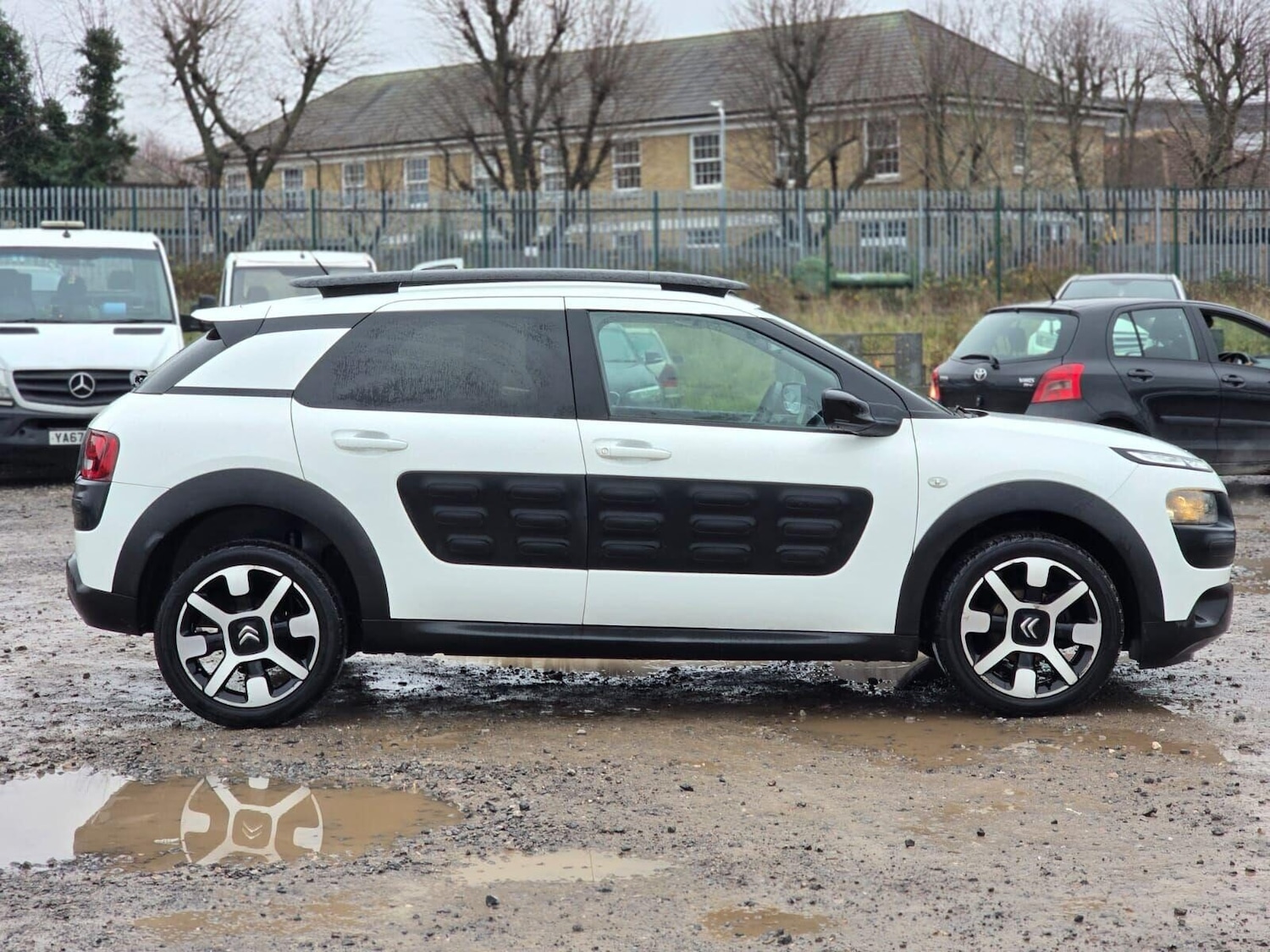 Used Citroen C4 Cactus 2015 for sale - 77014129: Photo 16