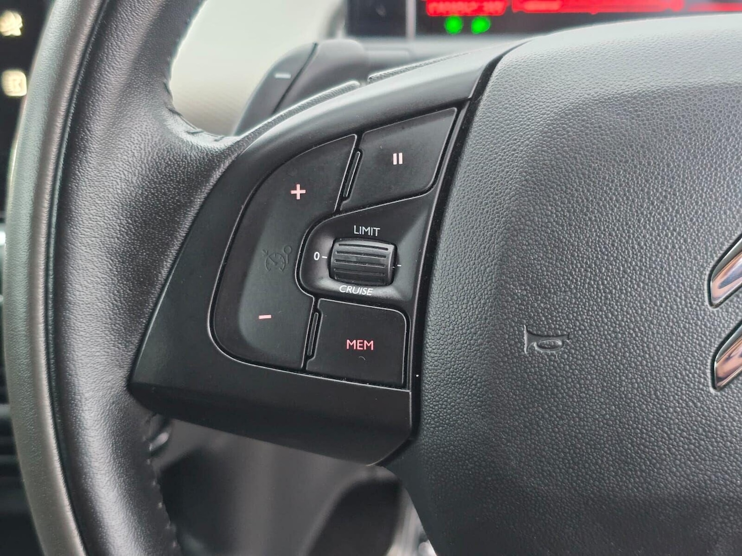 Used Citroen C4 Cactus 2015 for sale - 77014129: Photo 28