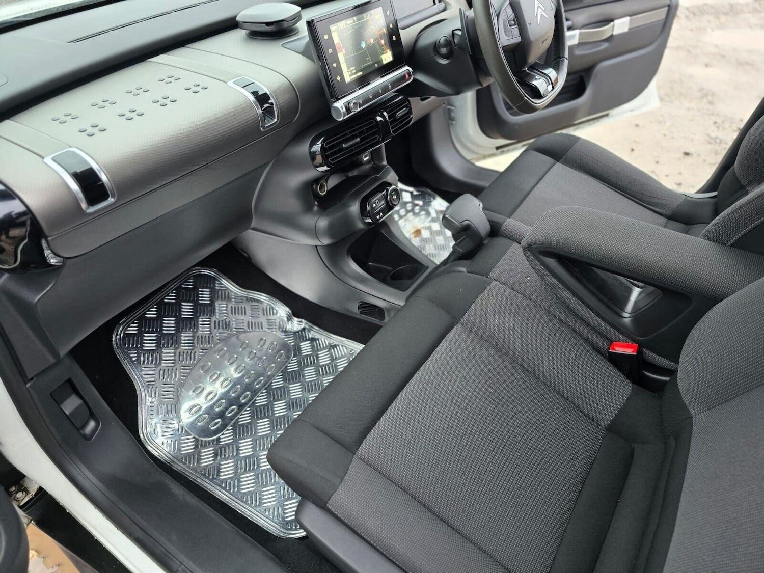 Used Citroen C4 Cactus 2015 for sale - 77014129: Photo 34