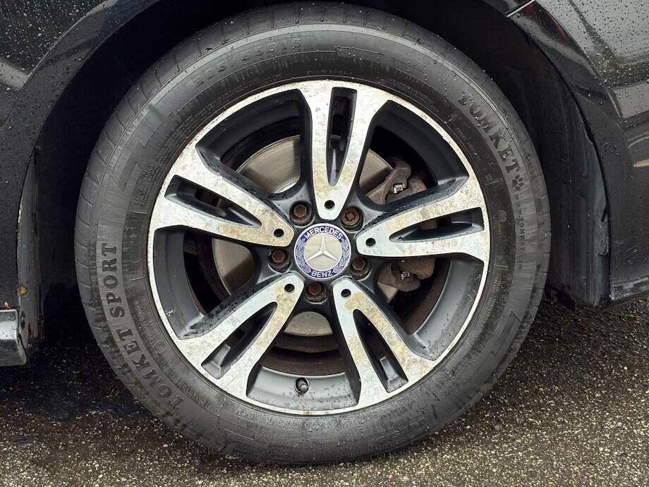 Used Mercedes-Benz A-Class 2017 for sale - 76379879: Photo 10