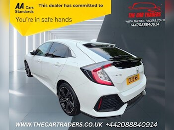 Used Honda Civic 2019 for sale - 76305009: Photo 4