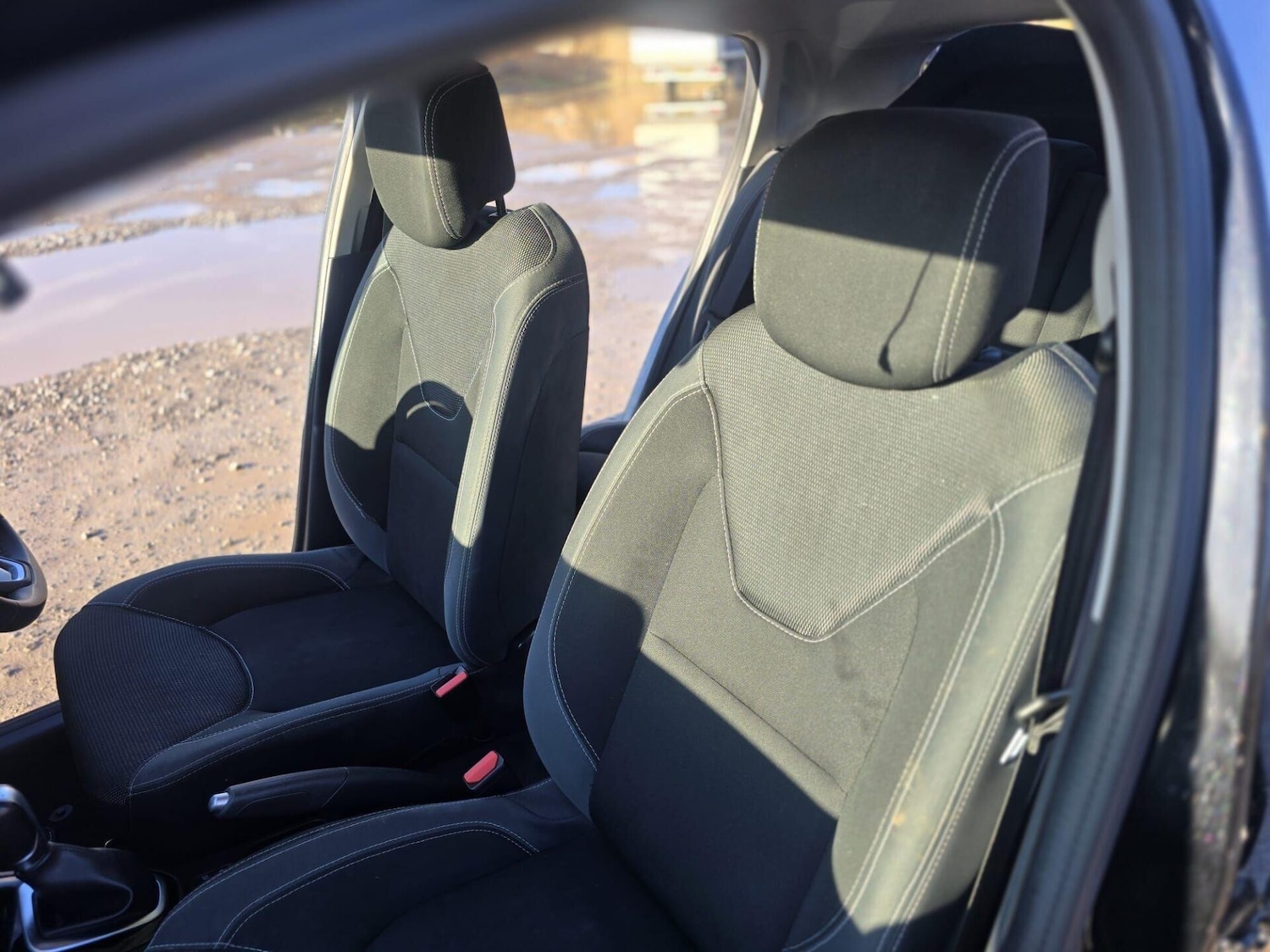 Used Renault Clio 2019 for sale - 76972540: Photo 41