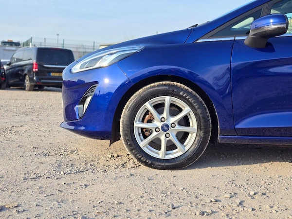 Used Ford Fiesta 2018 for sale - 75426040: Photo 38