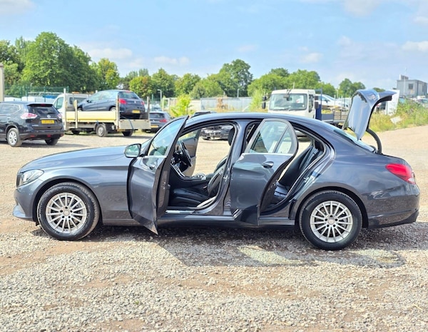 Used Mercedes-Benz C-Class 2015 for sale - 75674484: Photo 7