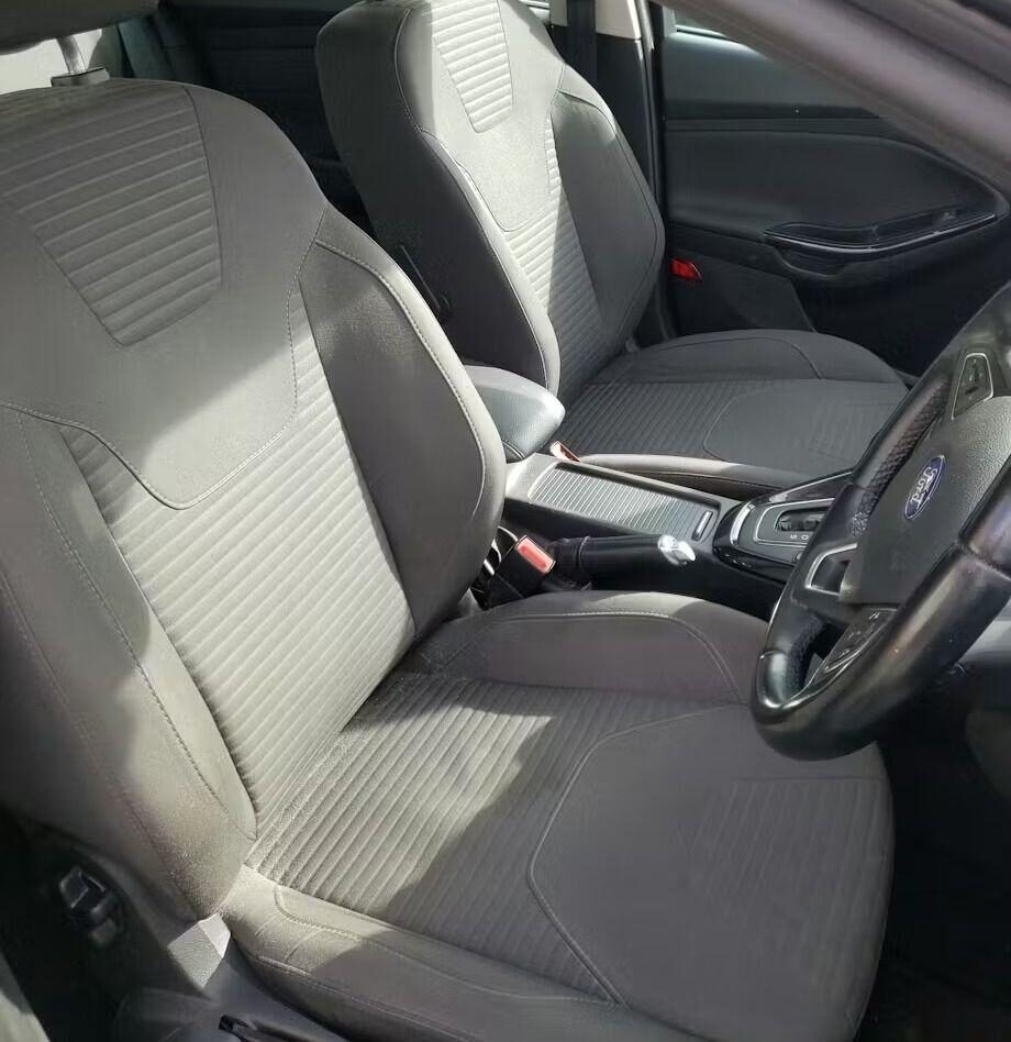 Used Ford Focus 2017 for sale - 77952108: Photo 6