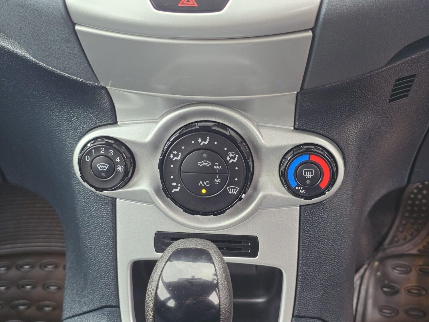 Used Ford Fiesta 2011 for sale - 77554997: Photo 25