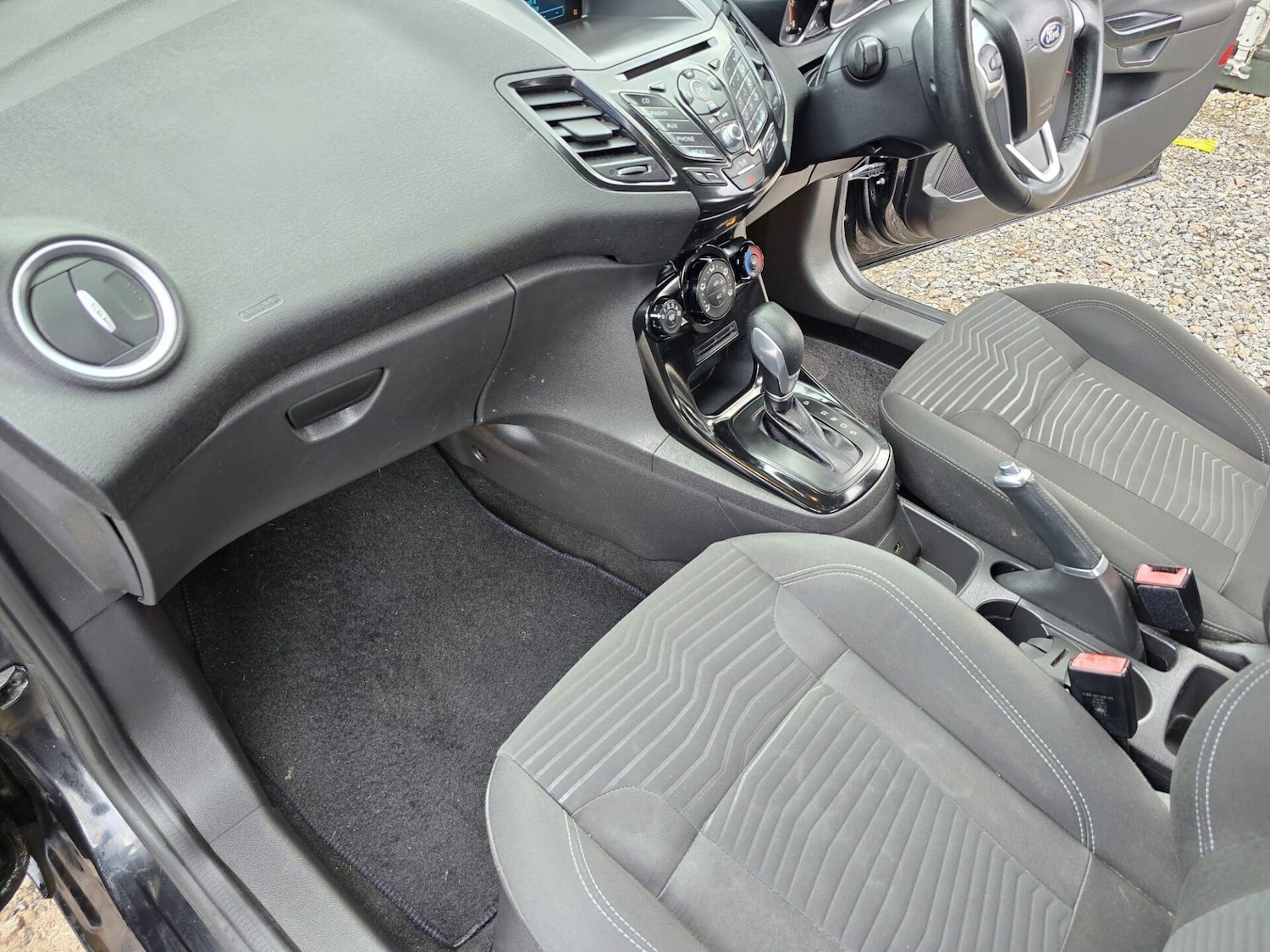 Used Ford Fiesta 2015 for sale - 77340674: Photo 35