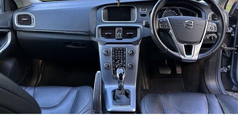 Used Volvo V40 2018 for sale - 76406107: Photo 6