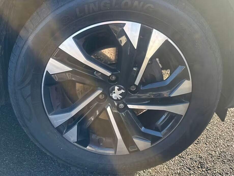 Used Peugeot 2008 2021 for sale - 76895903: Photo 10