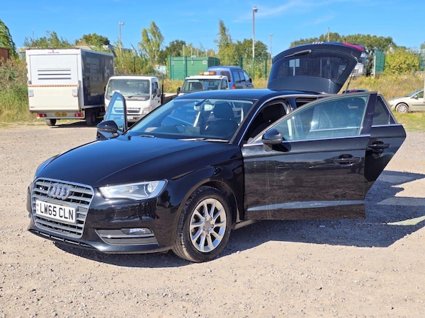 Used Audi A3 2015 for sale - 76076186: Photo 11