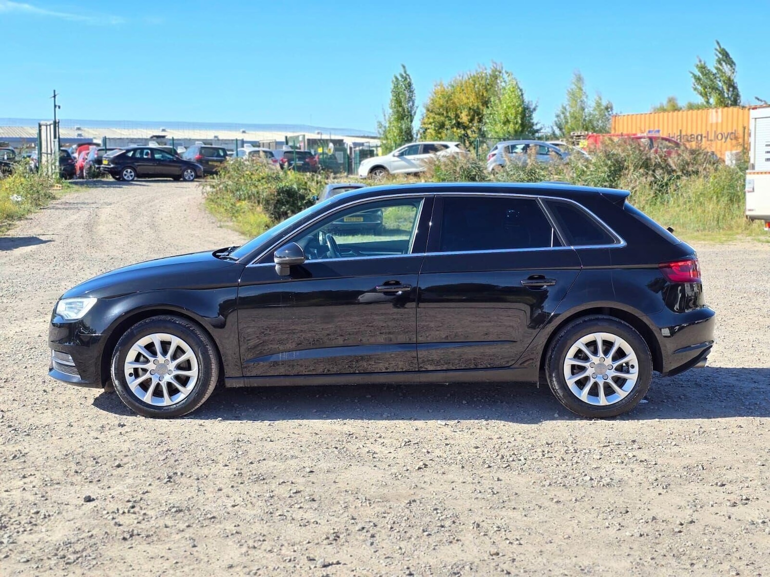 Used Audi A3 2015 for sale - 76076186: Photo 13
