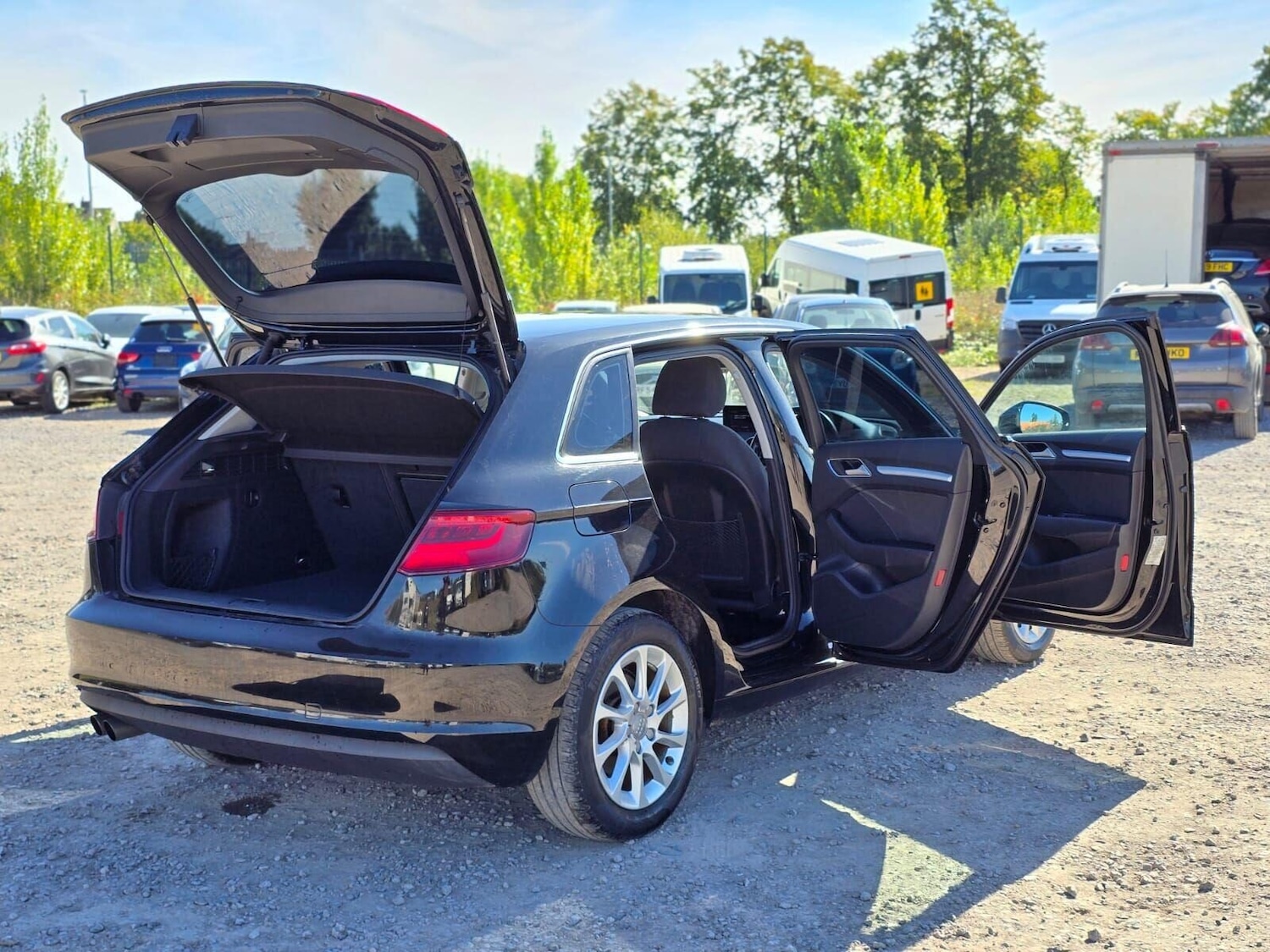 Used Audi A3 2015 for sale - 76076186: Photo 19