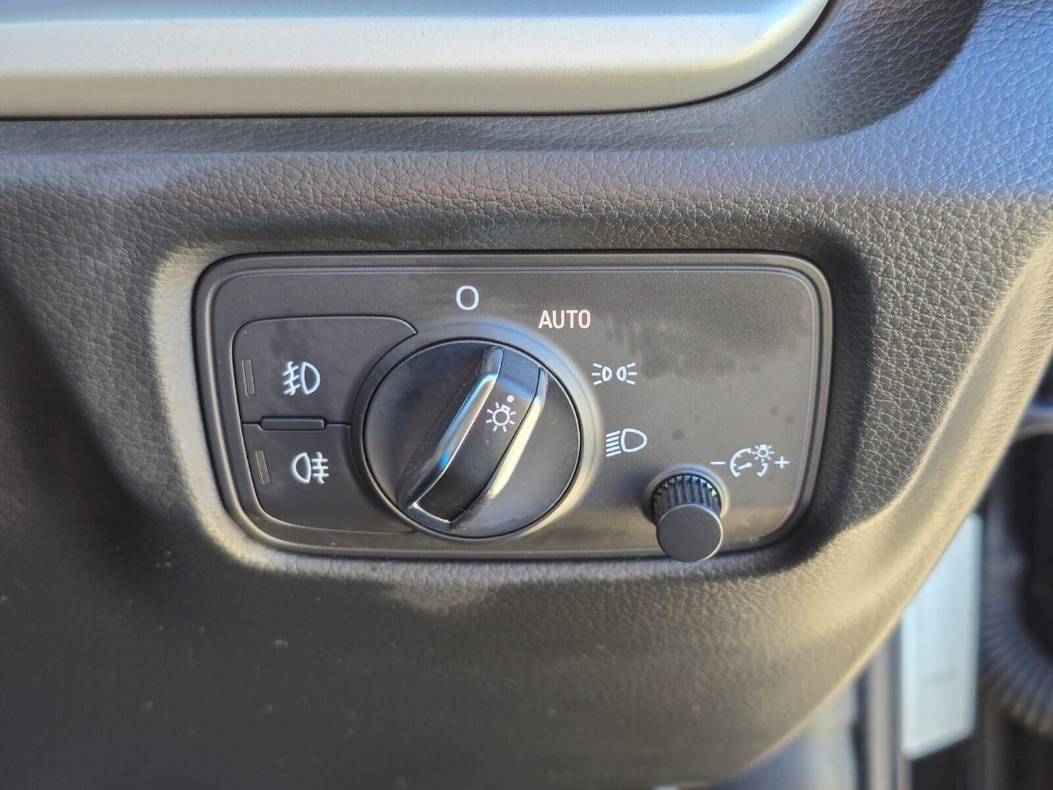 Used Audi A3 2015 for sale - 76076186: Photo 29