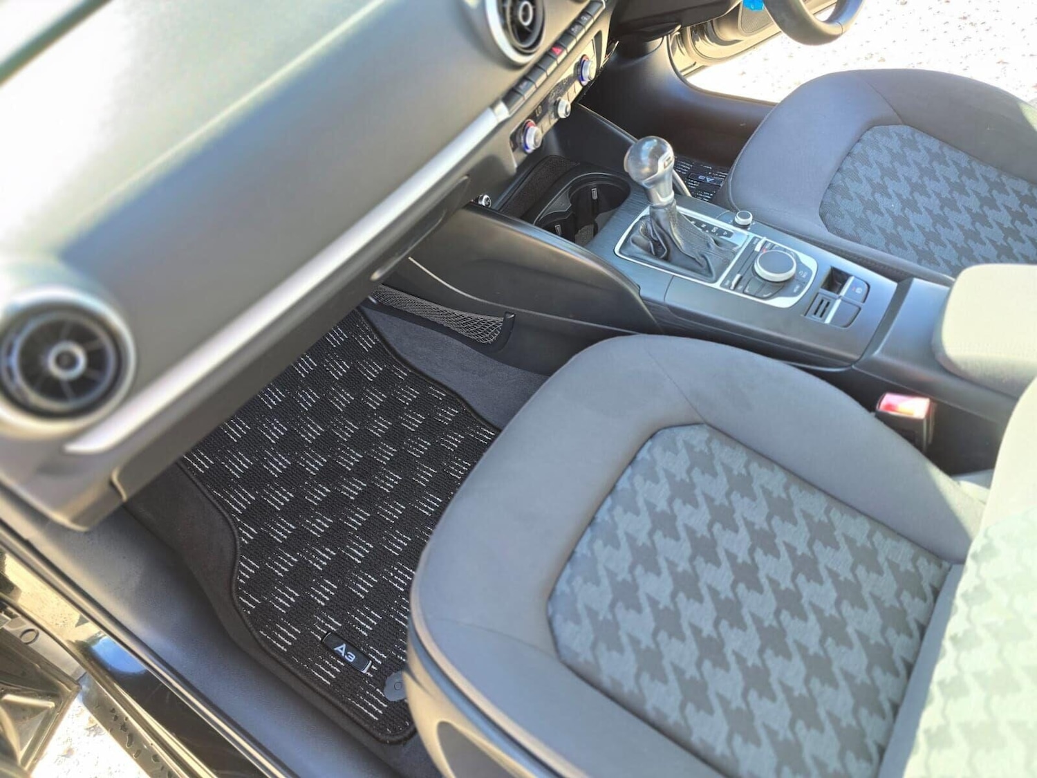 Used Audi A3 2015 for sale - 76076186: Photo 39