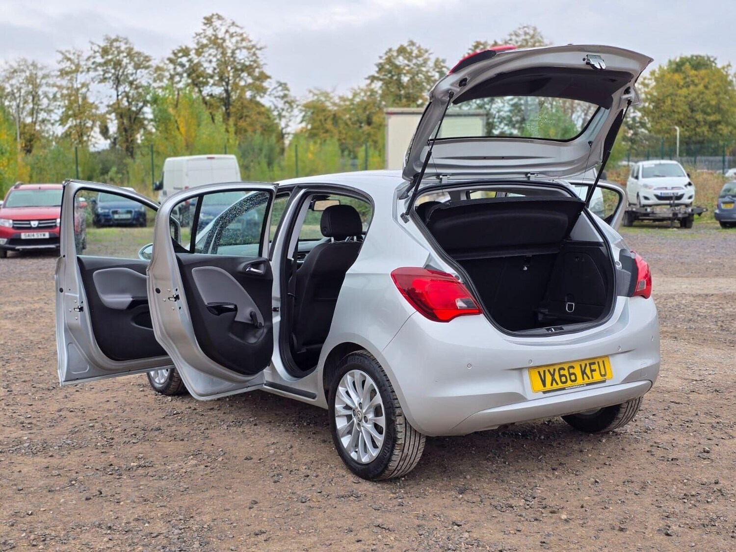 Used Vauxhall Corsa 2016 for sale - 76148708: Photo 11