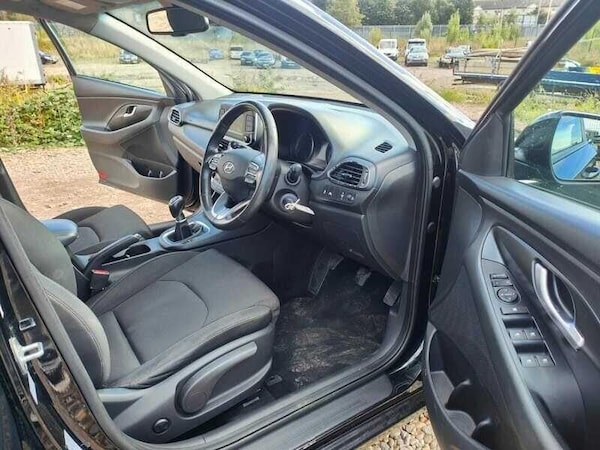 Used Hyundai i30 2017 for sale - 75667256: Photo 47