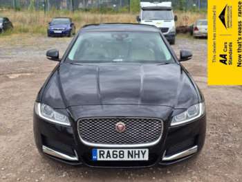 Used Jaguar XF 2019 for sale - 75330309: Photo