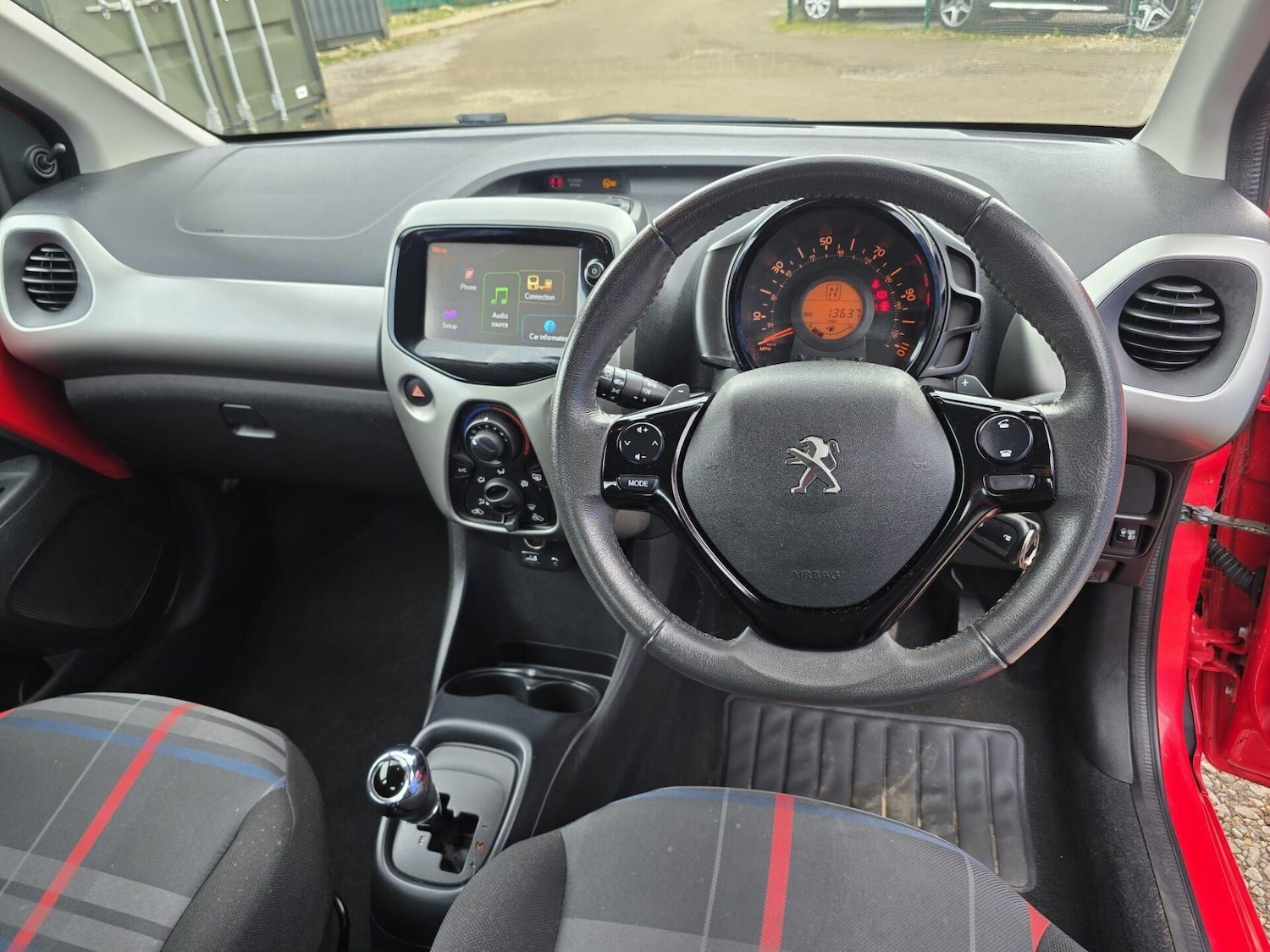 Used Peugeot 108 2015 for sale - 77483318: Photo 20