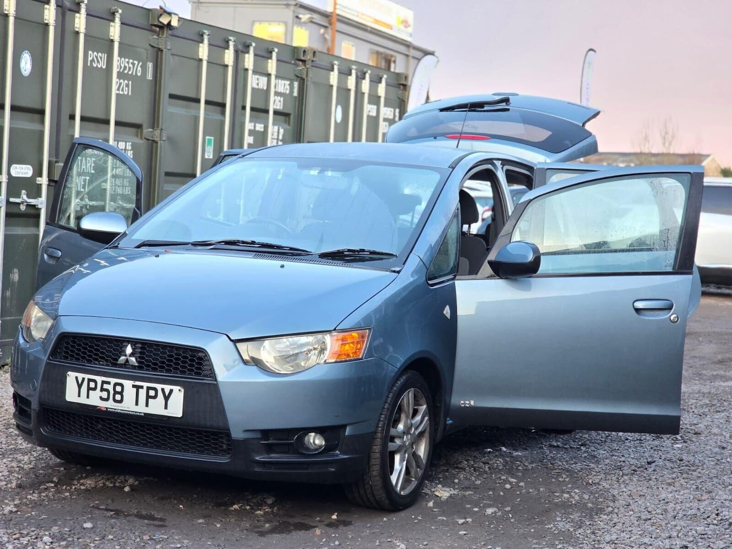 Used Mitsubishi Colt 2009 for sale - 77086618: Photo 8