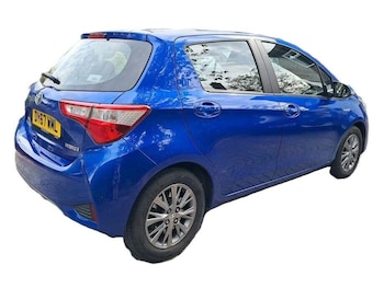 Used Toyota Yaris 2017 for sale - 78502026: Photo