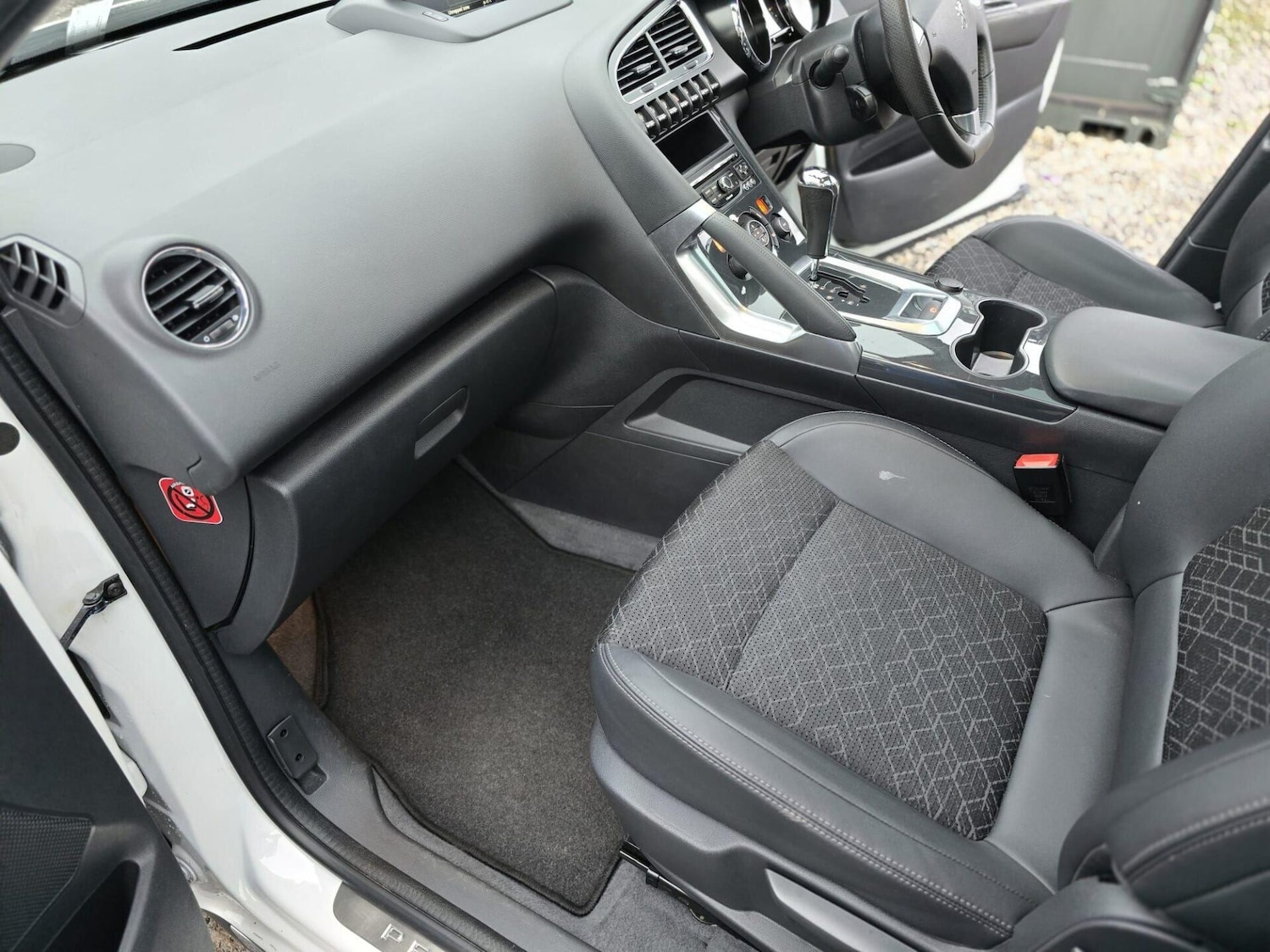 Used Peugeot 3008 2016 for sale - 77187605: Photo 34