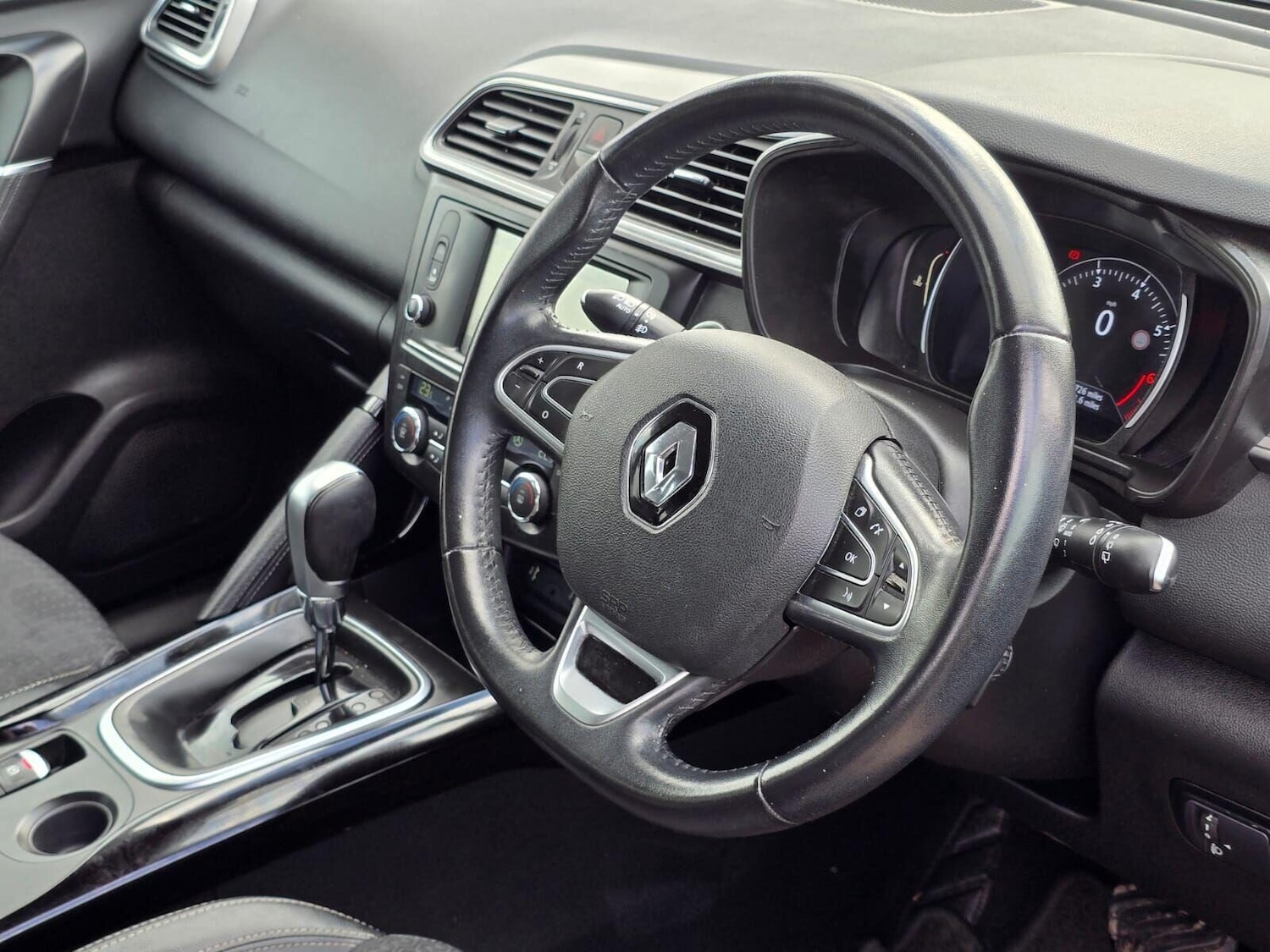 Used Renault Kadjar 2018 for sale - 76649682: Photo 42