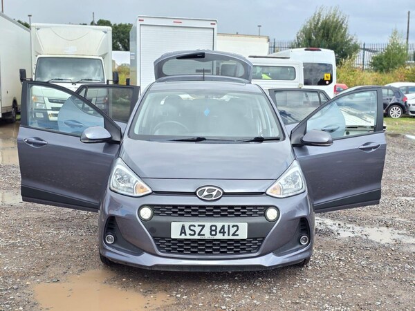 Used Hyundai i10 2017 for sale - 75643710: Photo 28