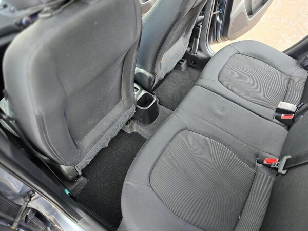 Used Hyundai i10 2017 for sale - 75643710: Photo 34