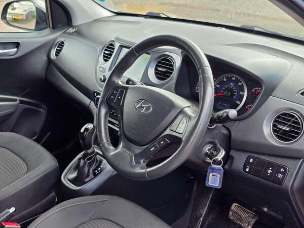 Used Hyundai i10 2017 for sale - 75643710: Photo 52