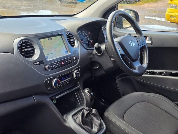 Used Hyundai i10 2017 for sale - 75643710: Photo 55
