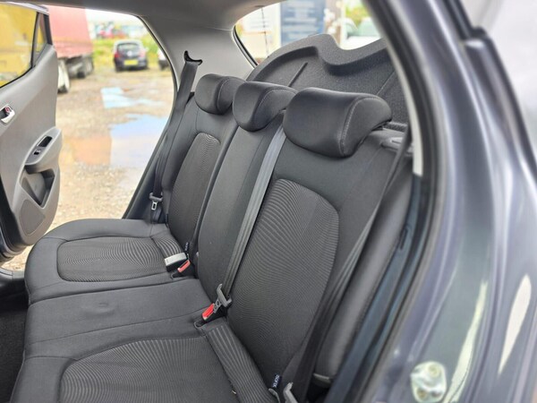 Used Hyundai i10 2017 for sale - 75643710: Photo 7