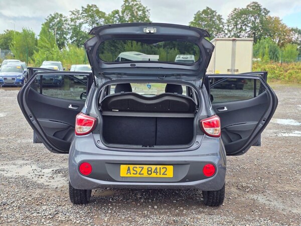 Used Hyundai i10 2017 for sale - 75643710: Photo 8