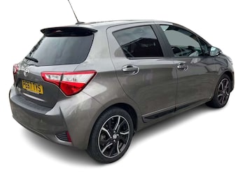 Used Toyota Yaris 2017 for sale - 79594866: Photo