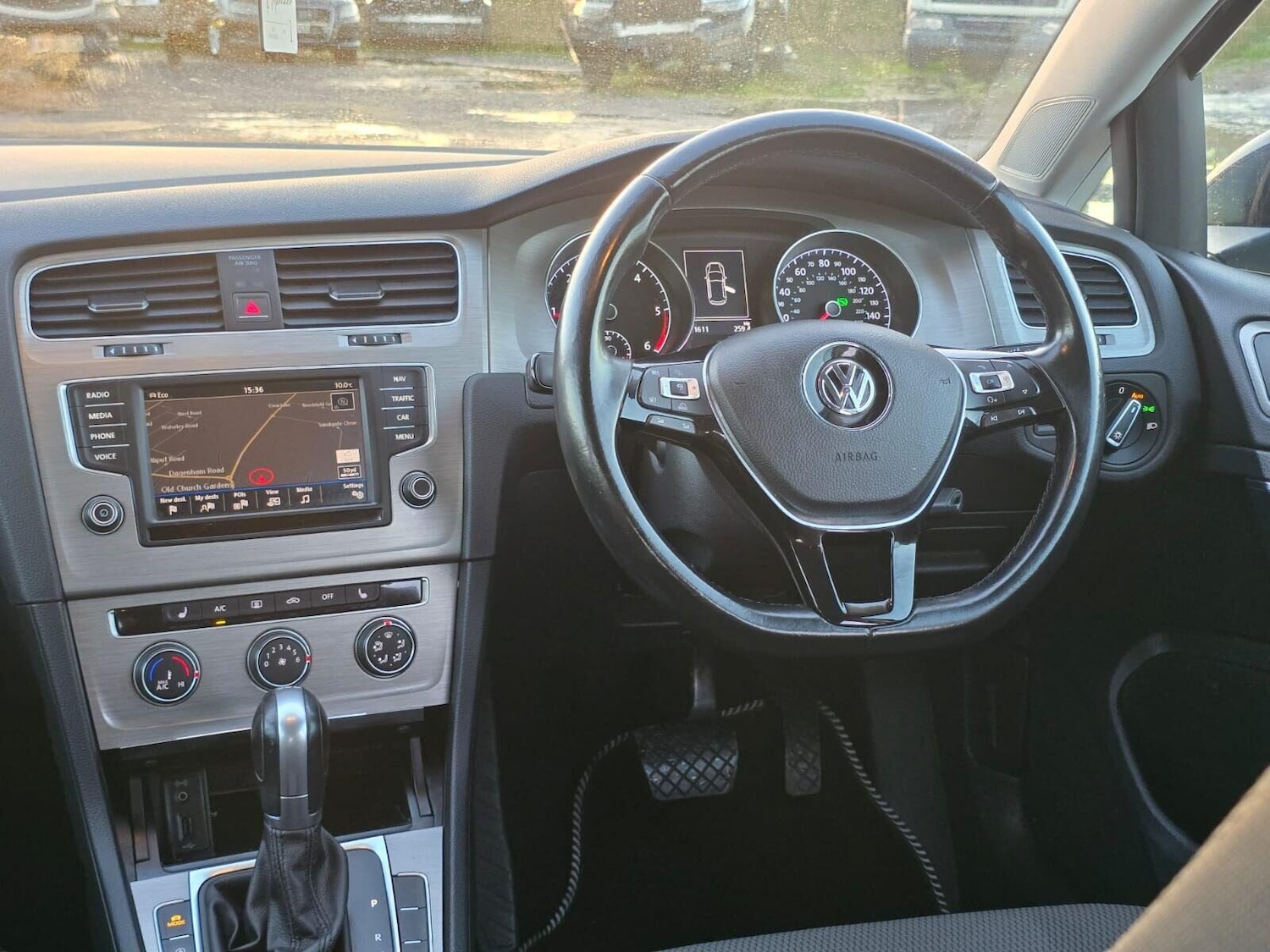 Used Volkswagen Golf 2016 for sale - 76664995: Photo 21