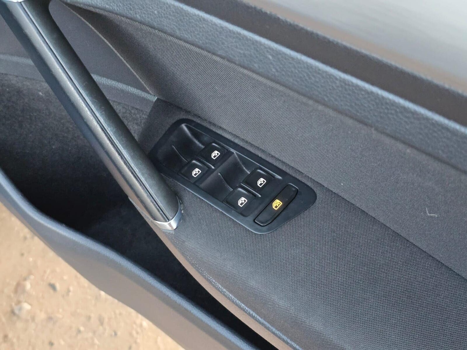 Used Volkswagen Golf 2016 for sale - 76664995: Photo 27