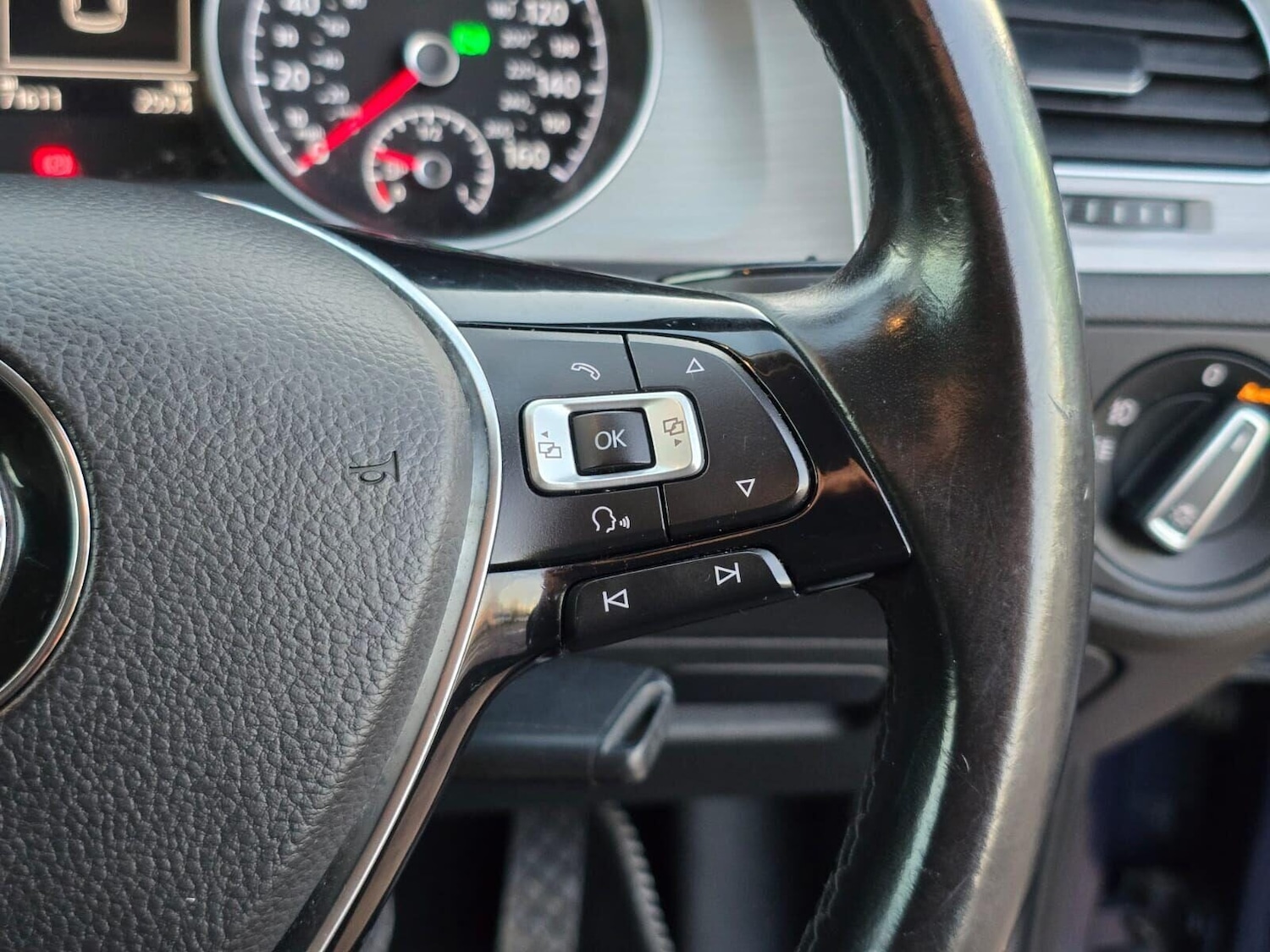 Used Volkswagen Golf 2016 for sale - 76664995: Photo 30