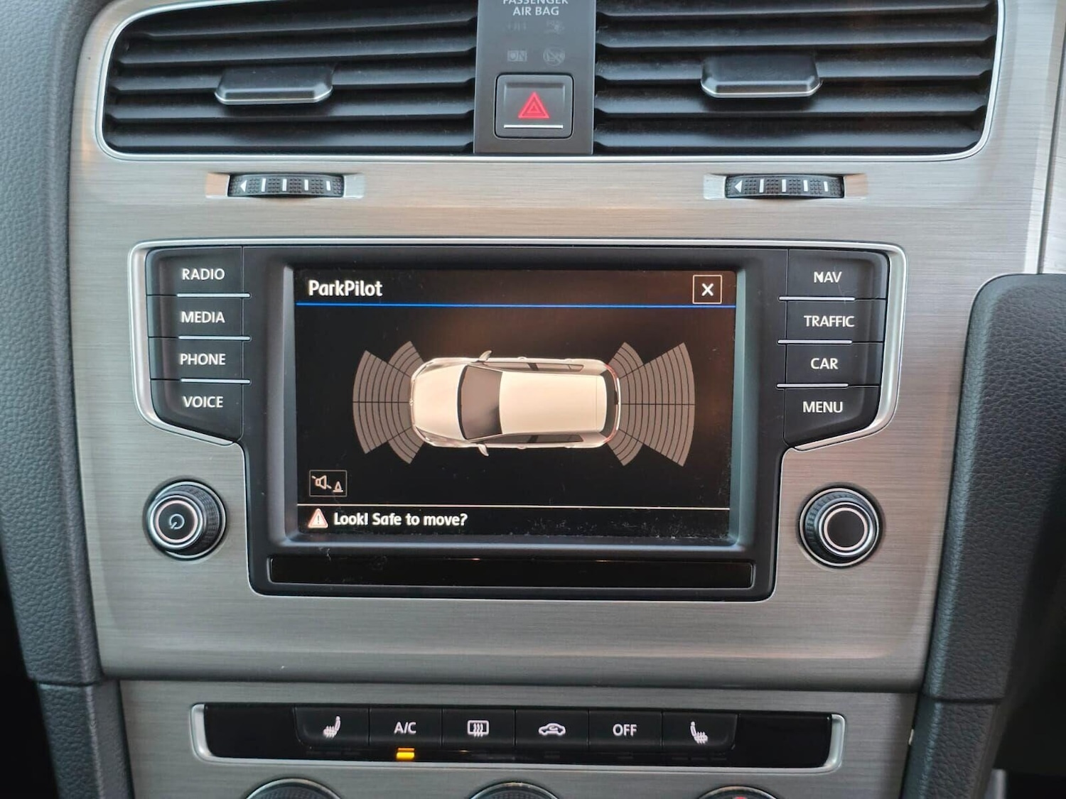 Used Volkswagen Golf 2016 for sale - 76664995: Photo 36