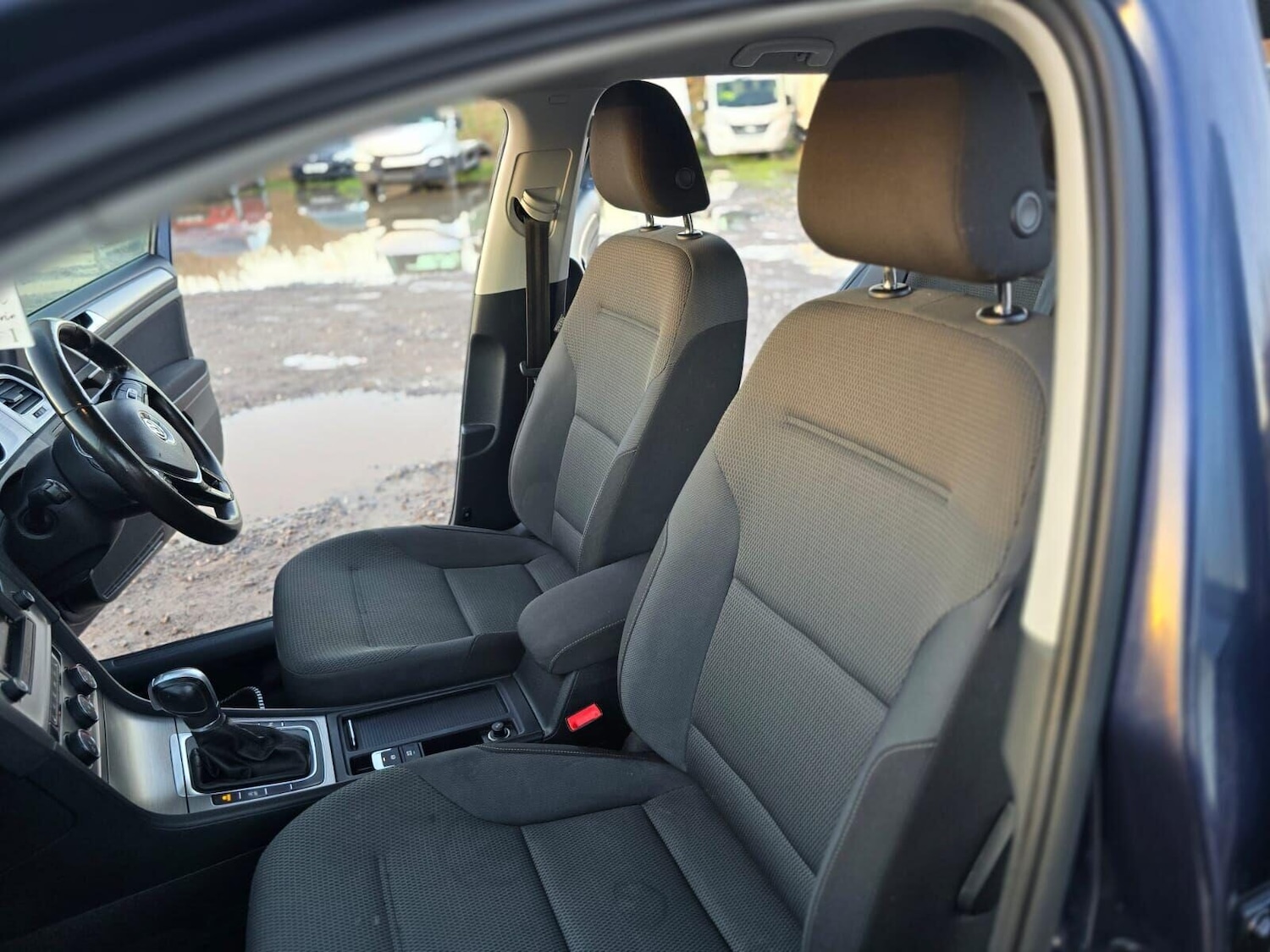 Used Volkswagen Golf 2016 for sale - 76664995: Photo 42