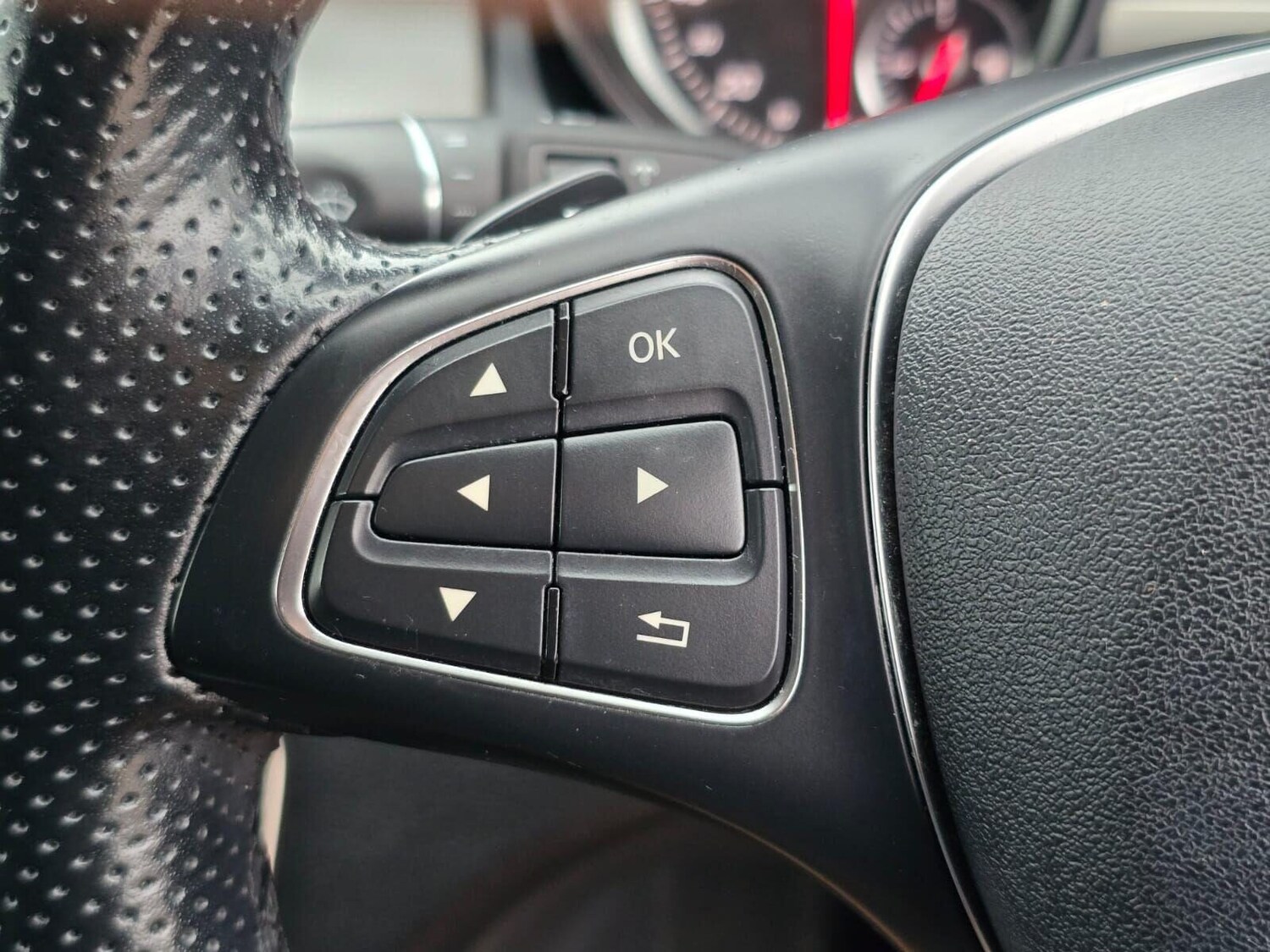 Used Mercedes-Benz GLA 2018 for sale - 77617964: Photo 31