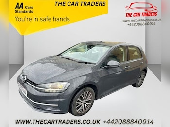 Used Volkswagen Golf 2017 for sale - 76697462: Photo