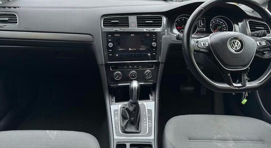 Used Volkswagen Golf 2017 for sale - 76697462: Photo 5