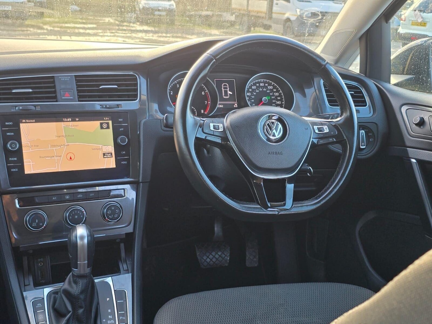 Used Volkswagen Golf 2017 for sale - 76697462: Photo 63