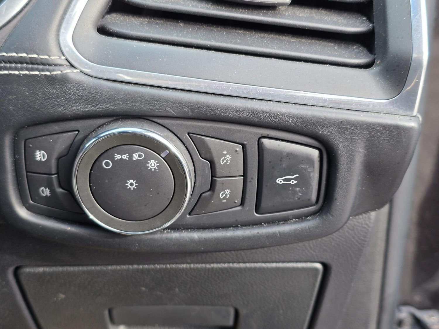 Used Ford Edge 2017 for sale - 77477159: Photo 25