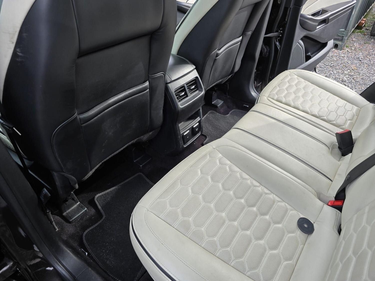 Used Ford Edge 2017 for sale - 77477159: Photo 40