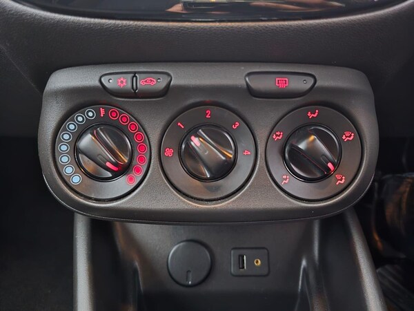 Used Vauxhall Corsa 2015 for sale - 75426611: Photo 60