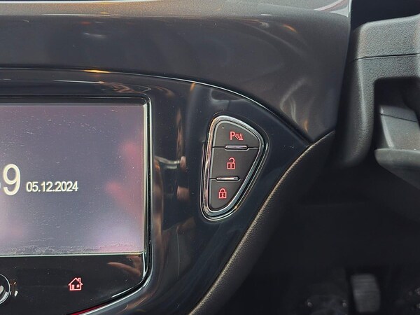 Used Vauxhall Corsa 2015 for sale - 75426611: Photo 61