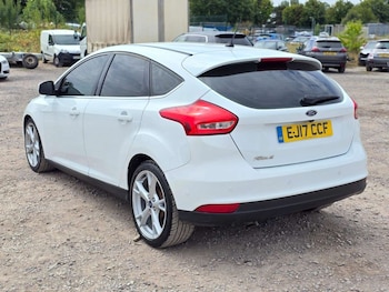 Used Ford Focus 2017 for sale - 78907022: Photo