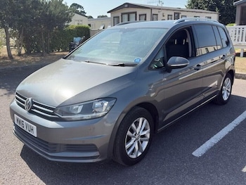 Used Volkswagen Touran 2016 for sale - 75574720: Photo