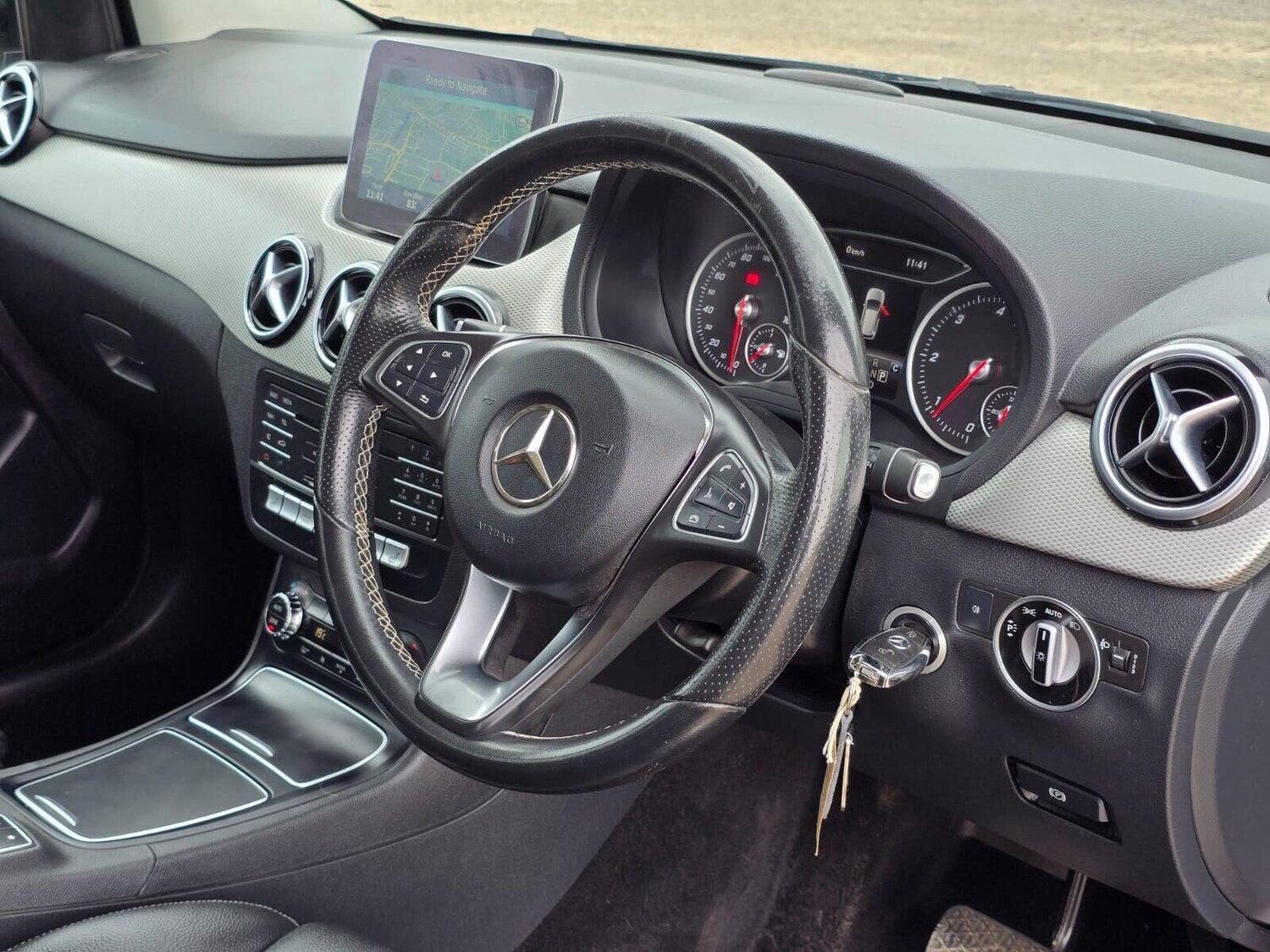 Used Mercedes-Benz B Class 2017 for sale - 75872685: Photo 45