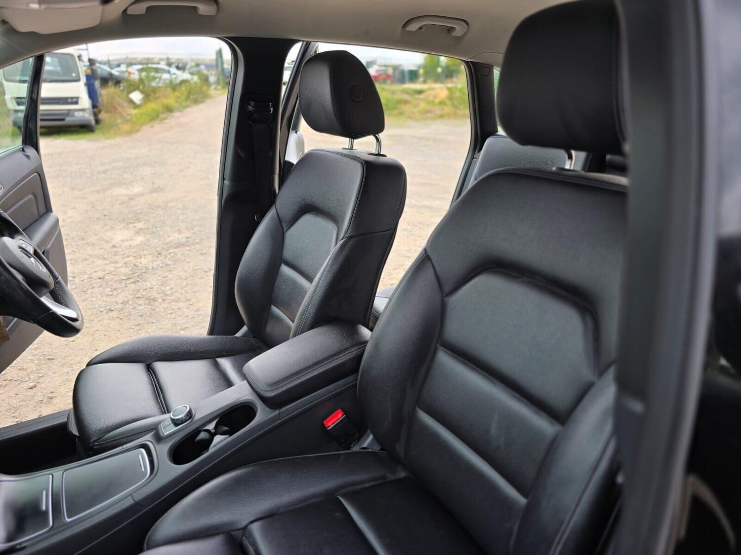 Used Mercedes-Benz B Class 2017 for sale - 75872685: Photo 46